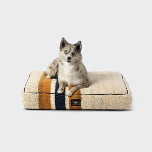 Brand new still in sealed package Shinola dog bed.
